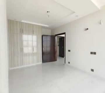 Commercial Office for rent in Etihad